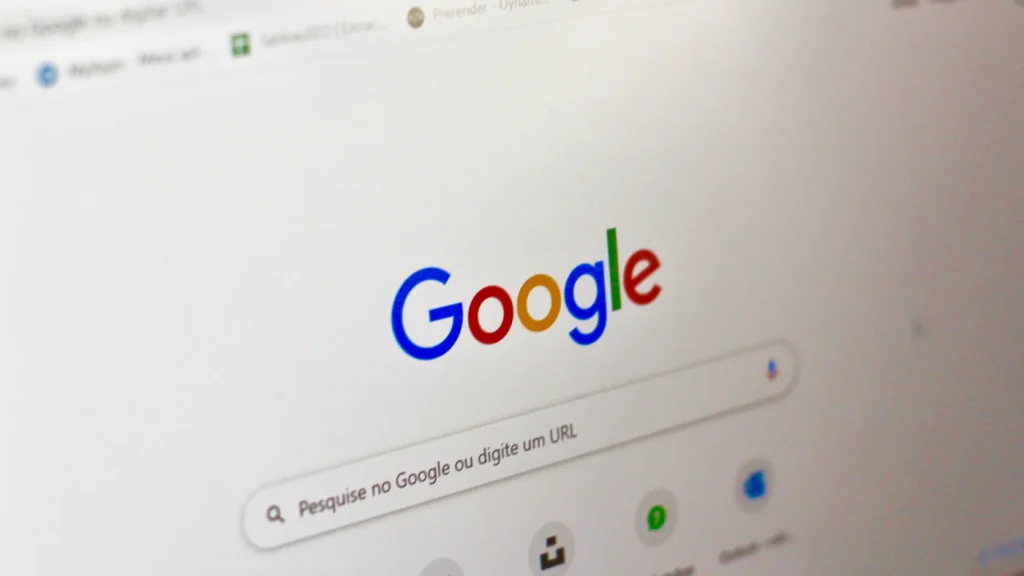 Página de pesquisa do Google num ecrã